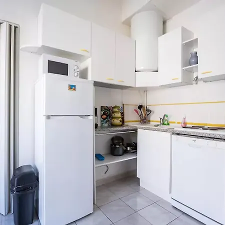 Apartment Rue Des Chandelles